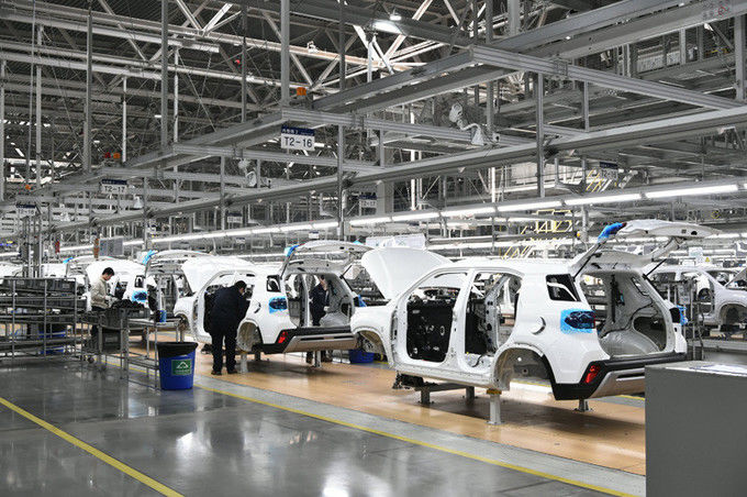 Shaanxi Xianghelixin Automobile Sales Service Co., Ltd. প্রস্তুতকারকের উৎপাদন লাইন